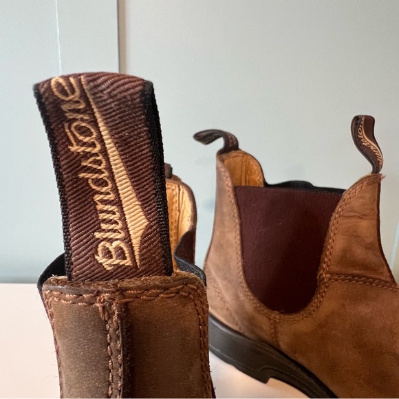 Blundstone Men's Classic Distressed Brown Leather Chelsea Boots. Size 8.5 AU. - Picture 9 of 16